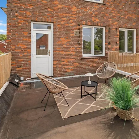 Cozy In Wouw, For 2 Guests With Balcony Appartement Wouw