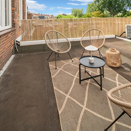 Appartement Cozy In Wouw, For 2 Guests With Balcony